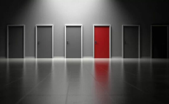 Moć Odabira: Zašto je merodavno pravo bitno u ugovorima sa inostranim elementom?